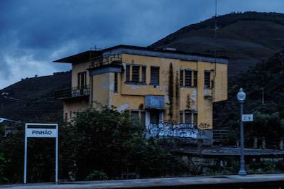 Abandoned building in Pinhão